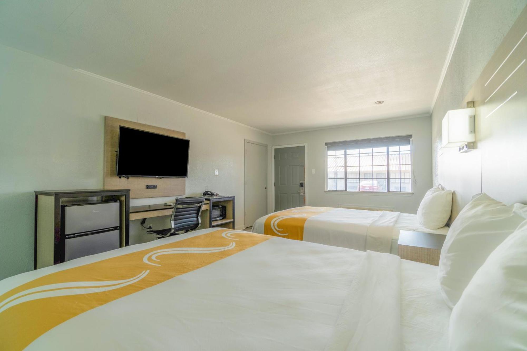 Pleasanton Executive Inn By Oyo Dış mekan fotoğraf