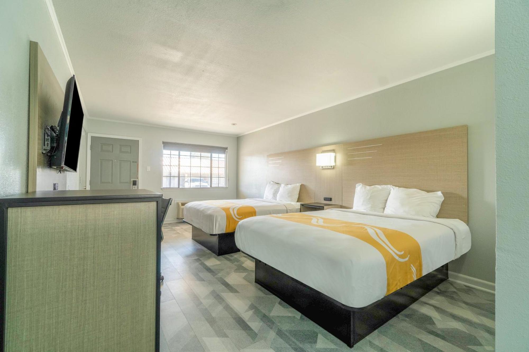 Pleasanton Executive Inn By Oyo Dış mekan fotoğraf