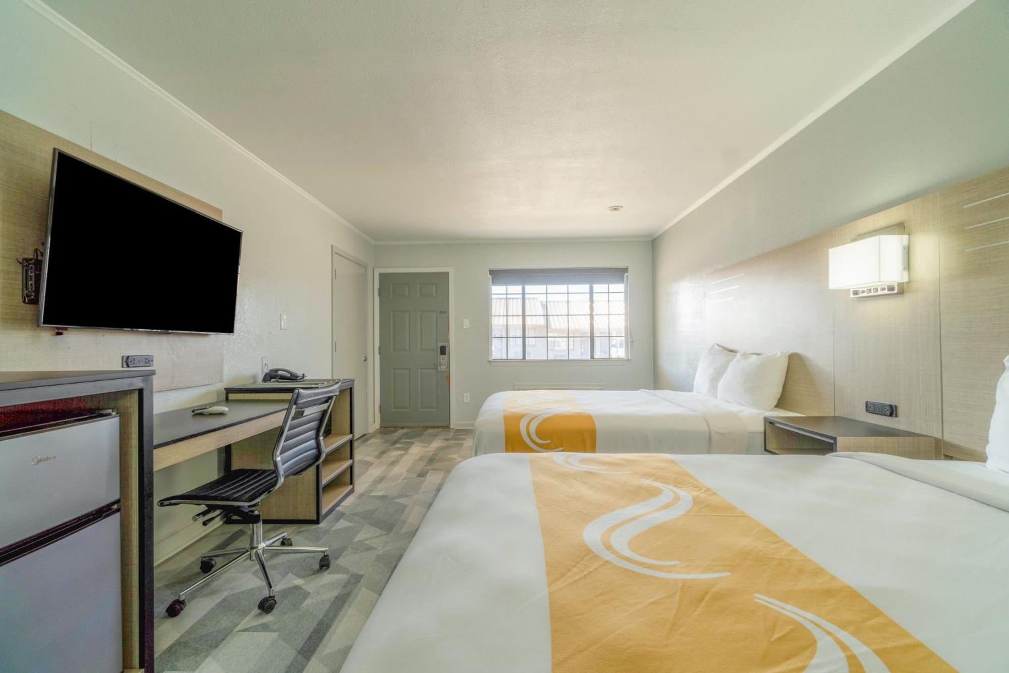 Pleasanton Executive Inn By Oyo Dış mekan fotoğraf